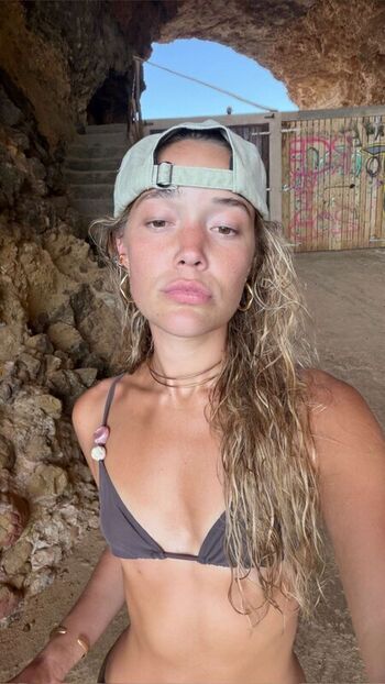 Olivia ponton page leaked private photo uncensored HD quality