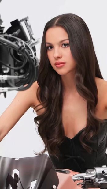 Olivia rodrigo  page leaked private photo uncensored HD quality