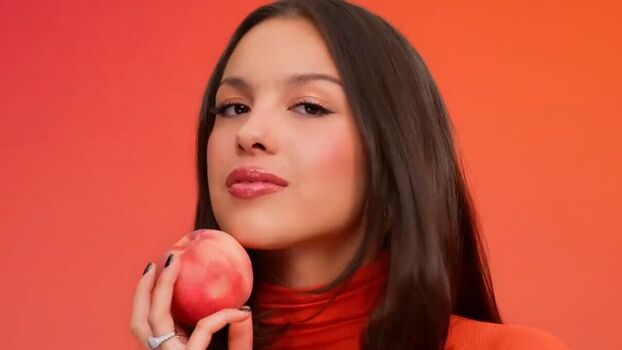 Olivia rodrigo  page leaked private photo uncensored HD quality