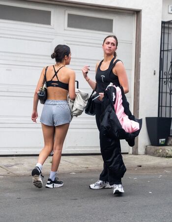 Olivia rodrigo  page leaked private photo uncensored HD quality