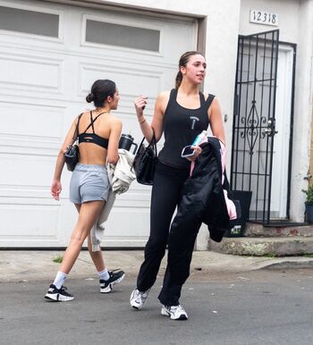 Olivia rodrigo  page leaked private photo uncensored HD quality