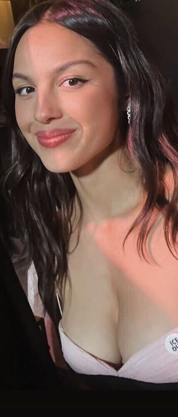 Olivia rodrigo  page leaked private photo uncensored HD quality