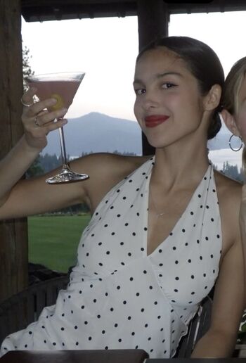 Olivia rodrigo  page leaked private photo uncensored HD quality