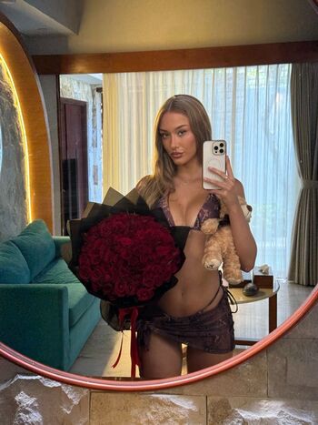 Oliwia petryna leaked private photo uncensored HD quality