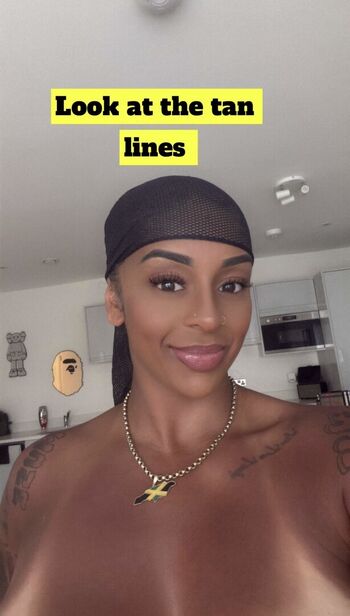 Paigey cakey leaked private photo uncensored HD quality