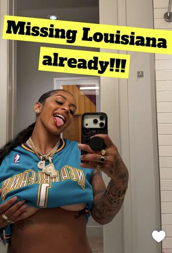 Paigey cakey leaked private photo uncensored HD quality