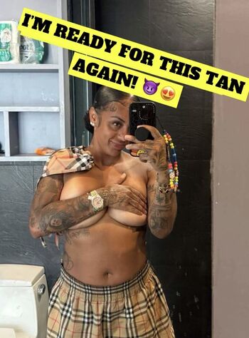 Paigey cakey leaked private photo uncensored HD quality