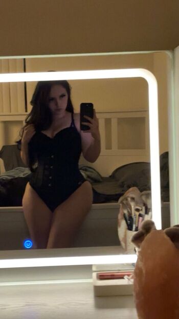 Petiteandsweet leaked private photo uncensored HD quality