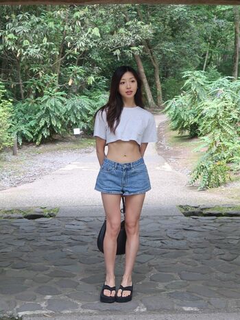 Phoeberuchen leaked private photo uncensored HD quality