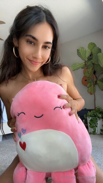 Pillow humping page leaked private photo uncensored HD quality