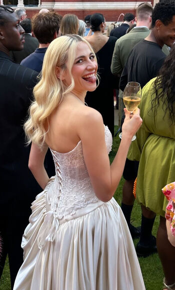 Pixie lott leaked private photo uncensored HD quality