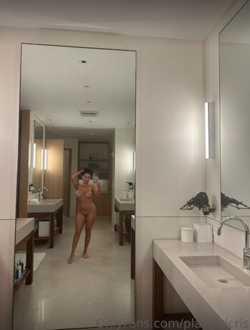 Playgirlcris  page leaked private photo uncensored HD quality