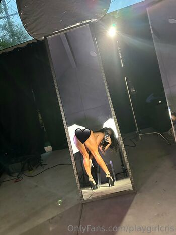 Playgirlcris leaked private photo uncensored HD quality