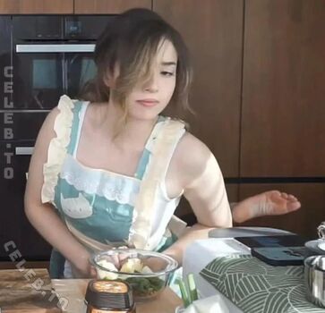 Pokimane  page leaked private photo uncensored HD quality