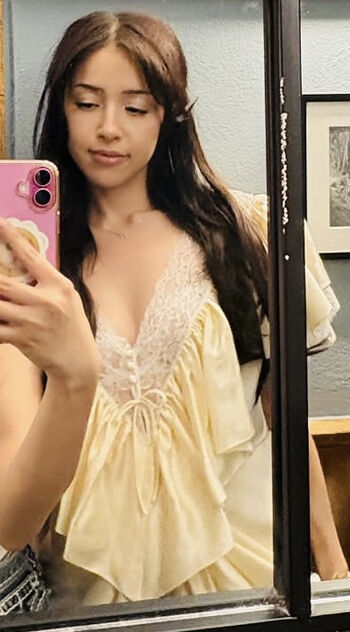 Pokimane  page leaked private photo uncensored HD quality