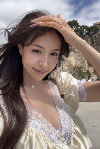 Pokimane  page leaked private photo uncensored HD quality