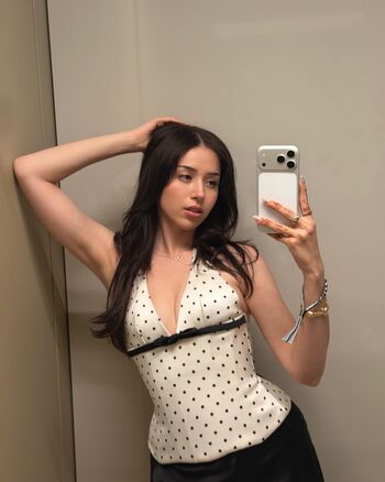 Pokimane  page leaked private photo uncensored HD quality