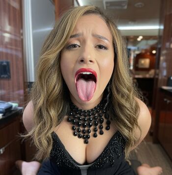 Pokimane  page leaked private photo uncensored HD quality
