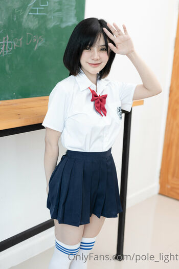 Pole light page leaked private photo uncensored HD quality