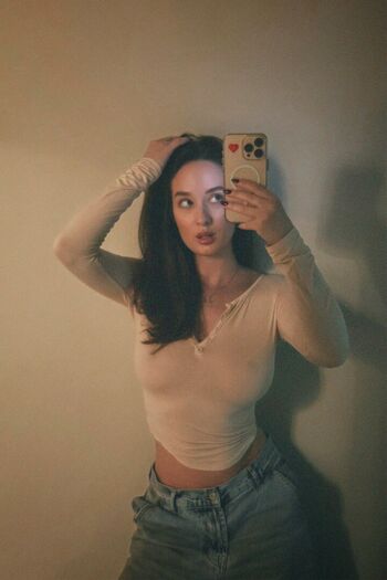 Pretylittlething leaked private photo uncensored HD quality