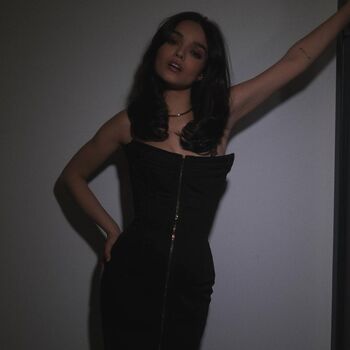 Rachel zegler page leaked private photo uncensored HD quality