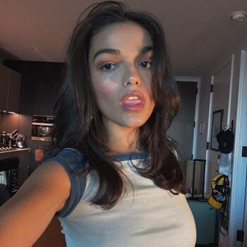Rachel zegler page leaked private photo uncensored HD quality