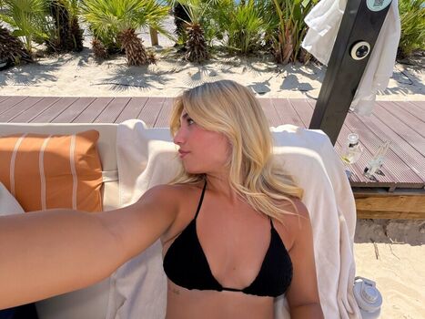 Rosie mcclelland page leaked private photo uncensored HD quality