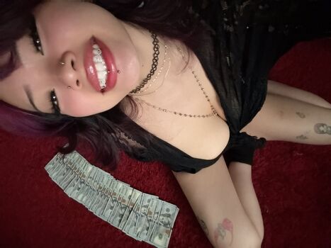Ruinedbymiki page leaked private photo uncensored HD quality