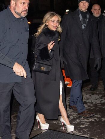 Sabrina carpenter  page leaked private photo uncensored HD quality