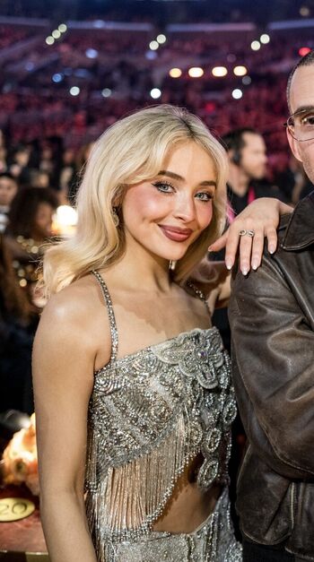 Sabrina carpenter  page leaked private photo uncensored HD quality