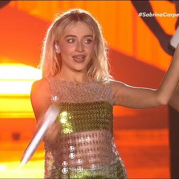 Sabrina carpenter  page leaked private photo uncensored HD quality