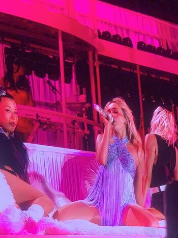 Sabrina carpenter  page leaked private photo uncensored HD quality