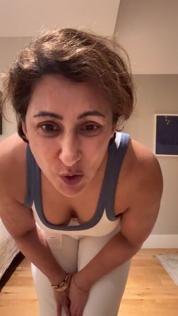 Saira khan page leaked private photo uncensored HD quality