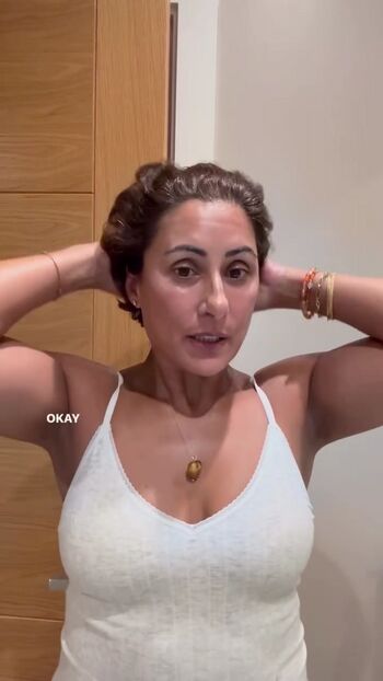 Saira khan leaked private photo uncensored HD quality