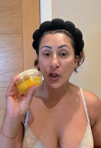 Saira khan leaked private photo uncensored HD quality