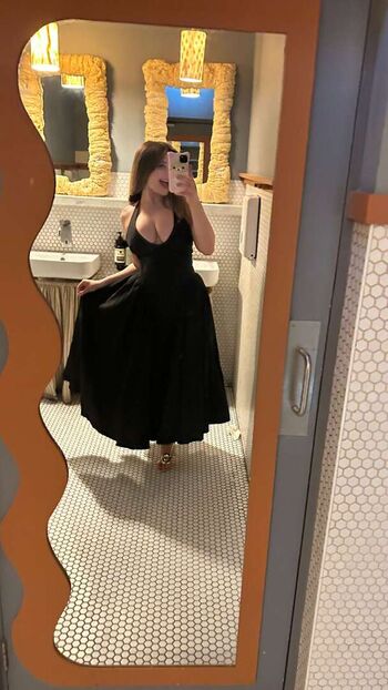 Sara dobrik page leaked private photo uncensored HD quality