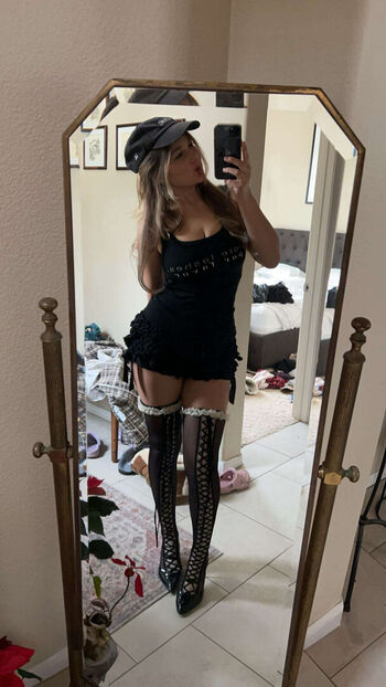 Sara dobrik page leaked private photo uncensored HD quality