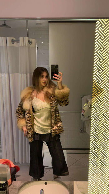 Sara dobrik page leaked private photo uncensored HD quality