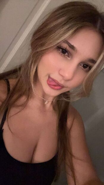 Sara dobrik page leaked private photo uncensored HD quality