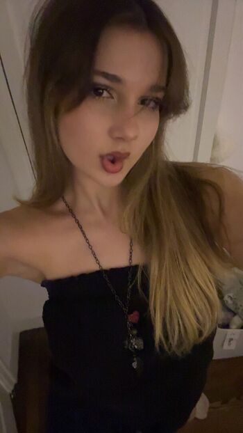 Sara dobrik page leaked private photo uncensored HD quality