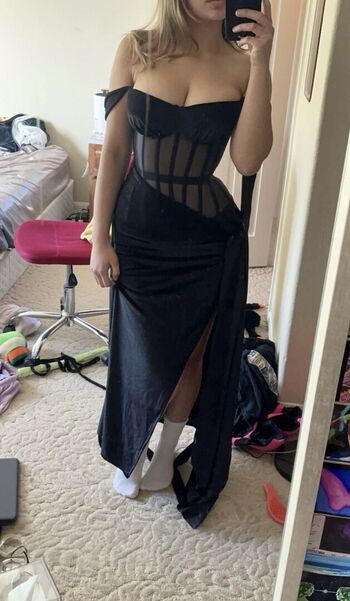 Sara dobrik leaked private photo uncensored HD quality