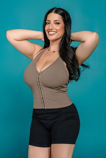 Sarah arabic page leaked private photo uncensored HD quality