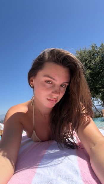 Savannah demers  page leaked private photo uncensored HD quality