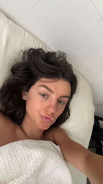 Savannah demers leaked private photo uncensored HD quality