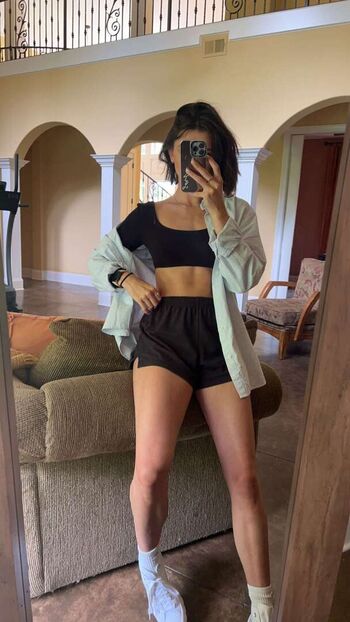 Savannah demers leaked private photo uncensored HD quality