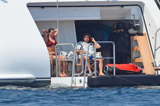 Selena gomez  page leaked private photo uncensored HD quality