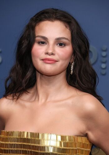 Selena gomez  page leaked private photo uncensored HD quality