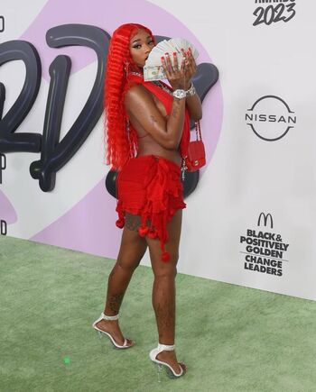 Sexxy red  page leaked private photo uncensored HD quality