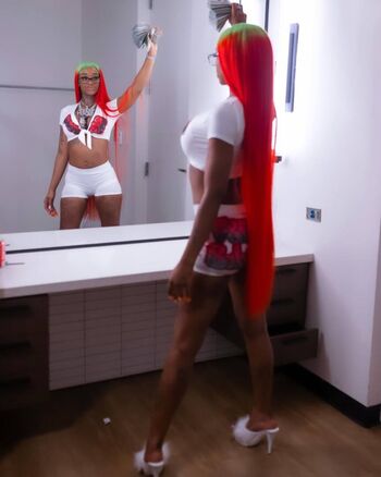 Sexxy red  page leaked private photo uncensored HD quality