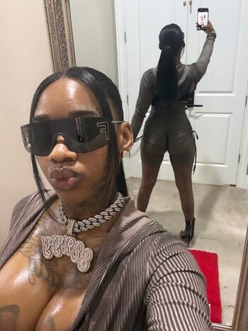 Sexxy red  page leaked private photo uncensored HD quality